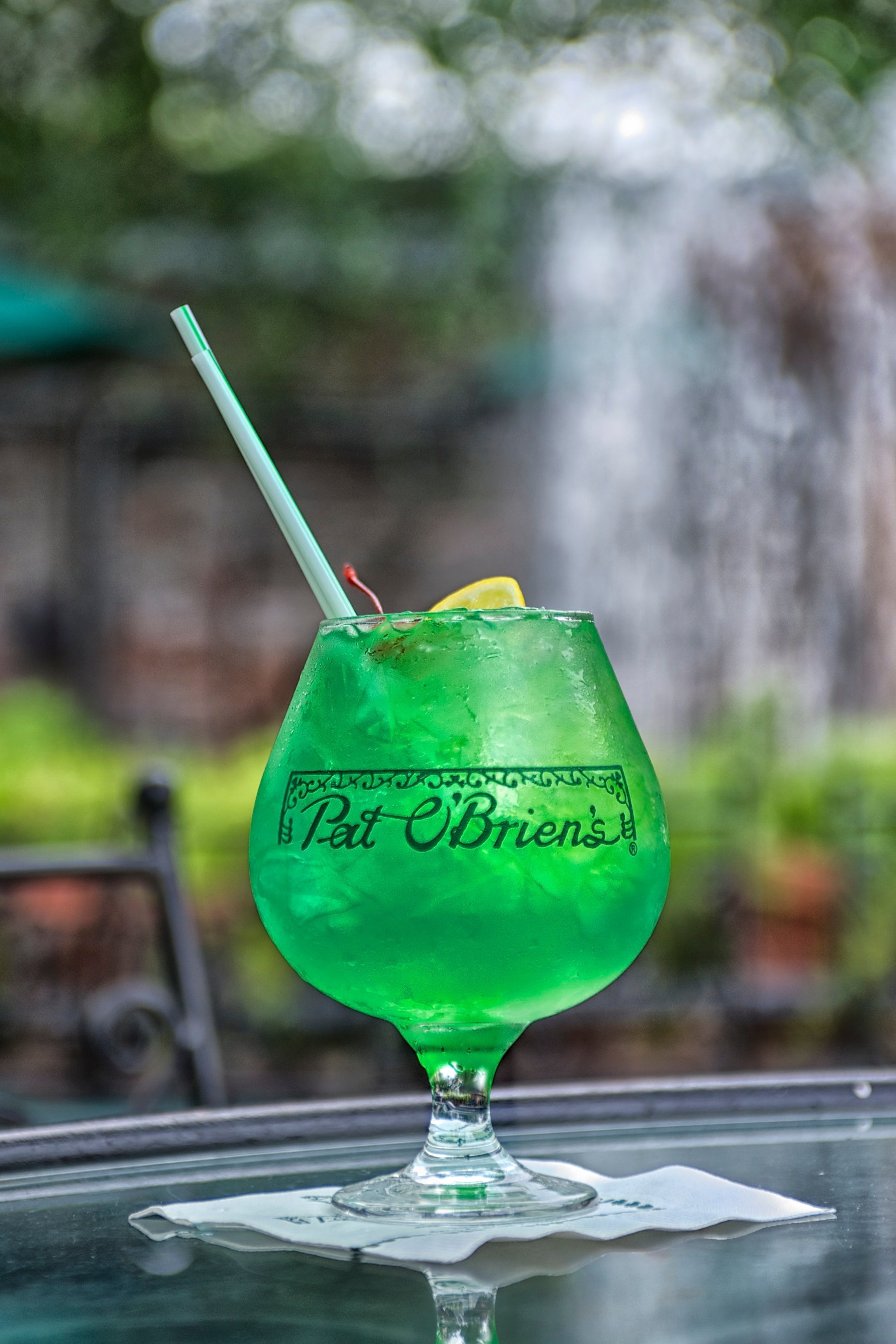 Pat O'Brien's - World Famous - Rainstorm Snifter Glass – Pat O